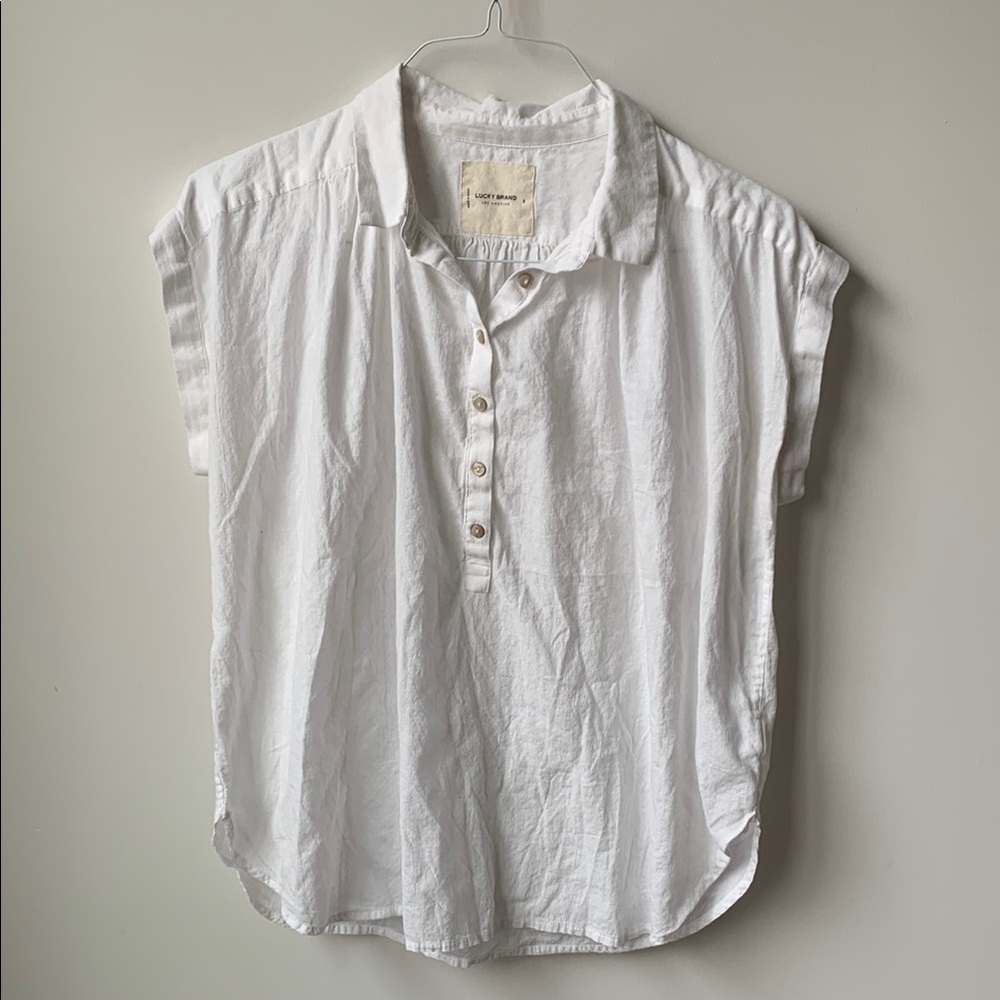 Lucky Brand White Short sleeve collared 1/2 button shirt